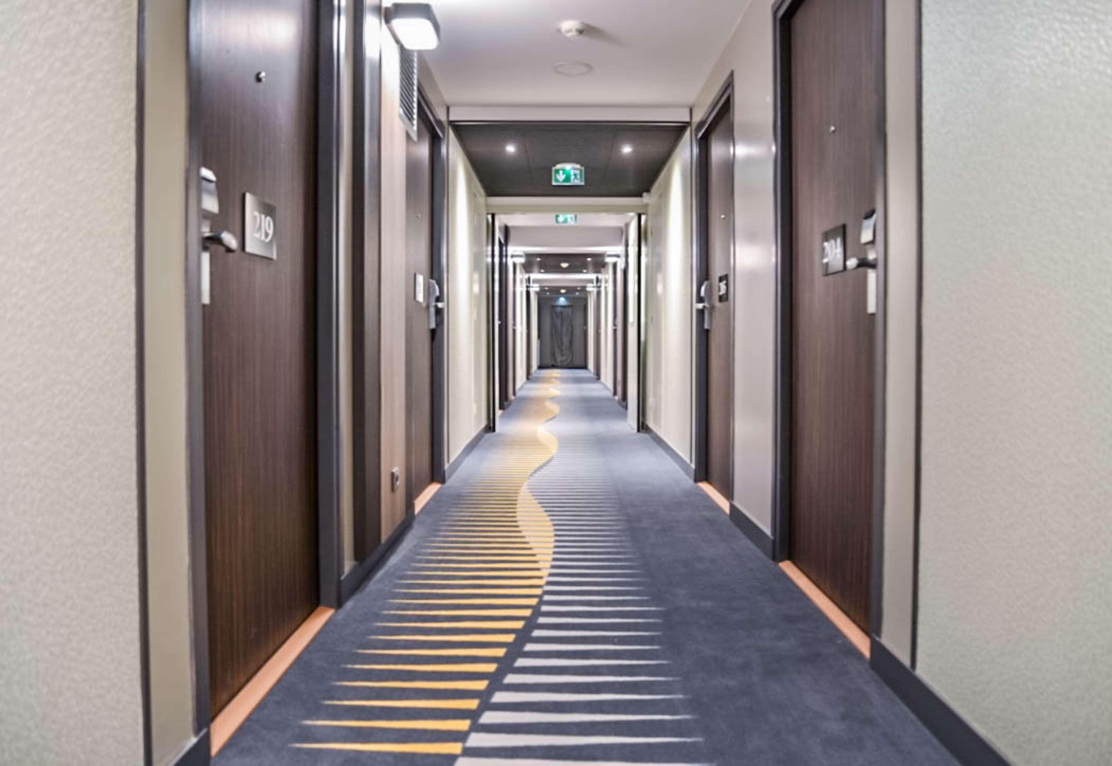 โกลเดน ทิวลิป รัวซี แซ็งวิต Hotel ภายนอก รูปภาพ